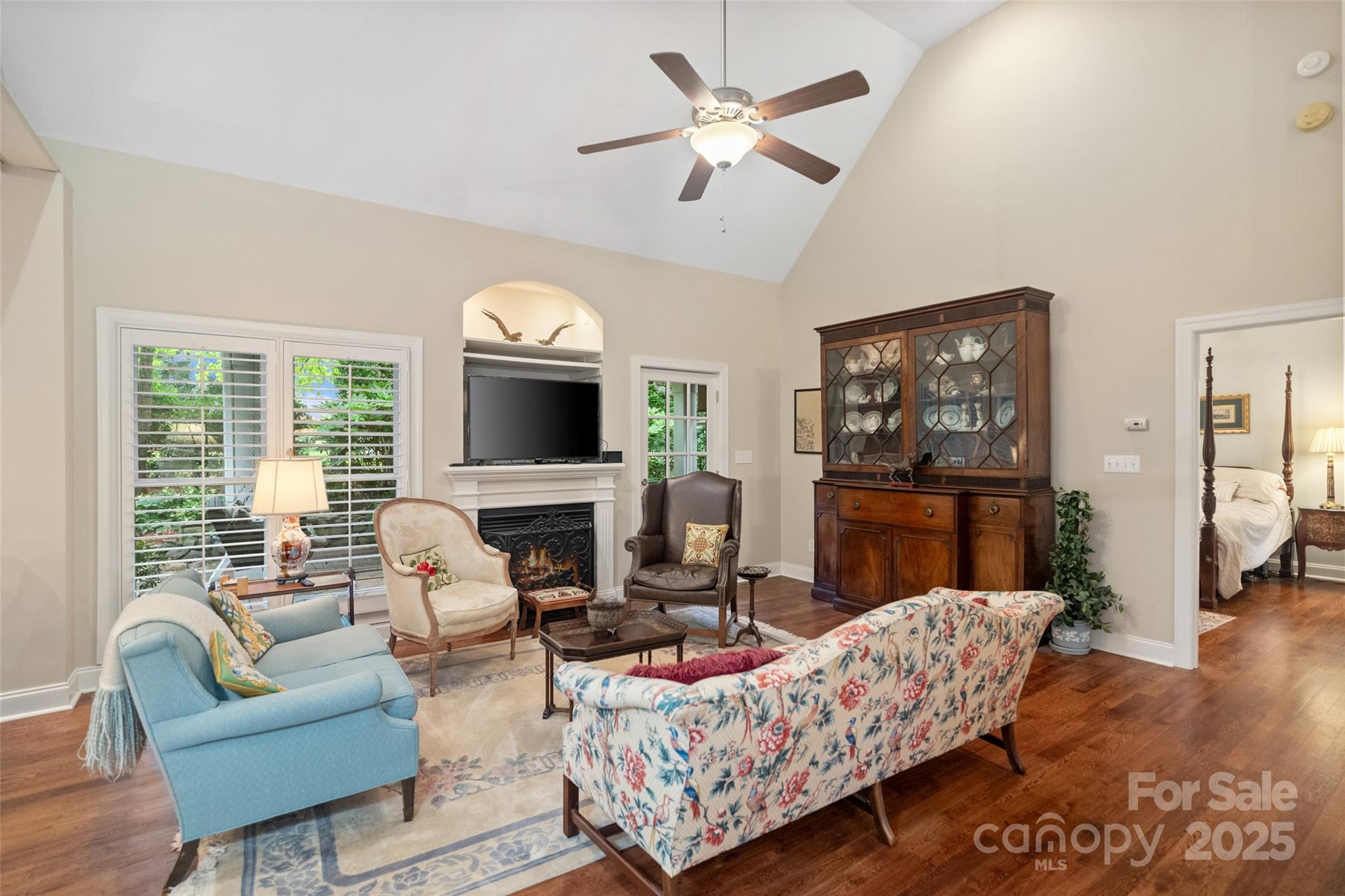 River Hills - Residential