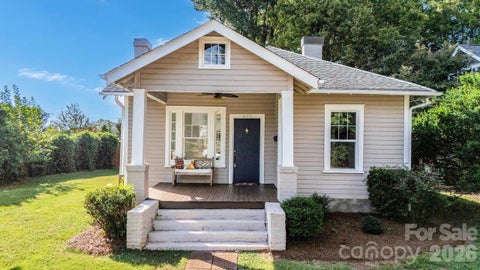 Photo of 605 Oakland Avenue, Charlotte, NC 28204 (MLS # 4432547)