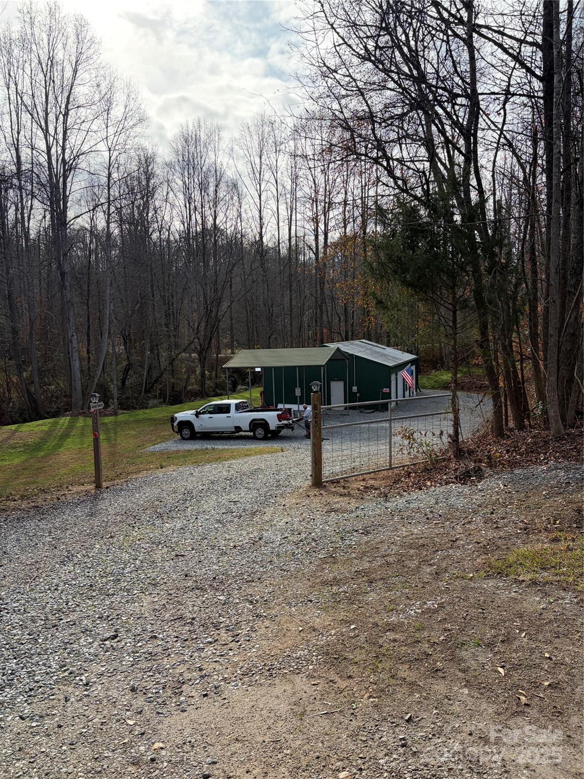 825 Maple Creek Road