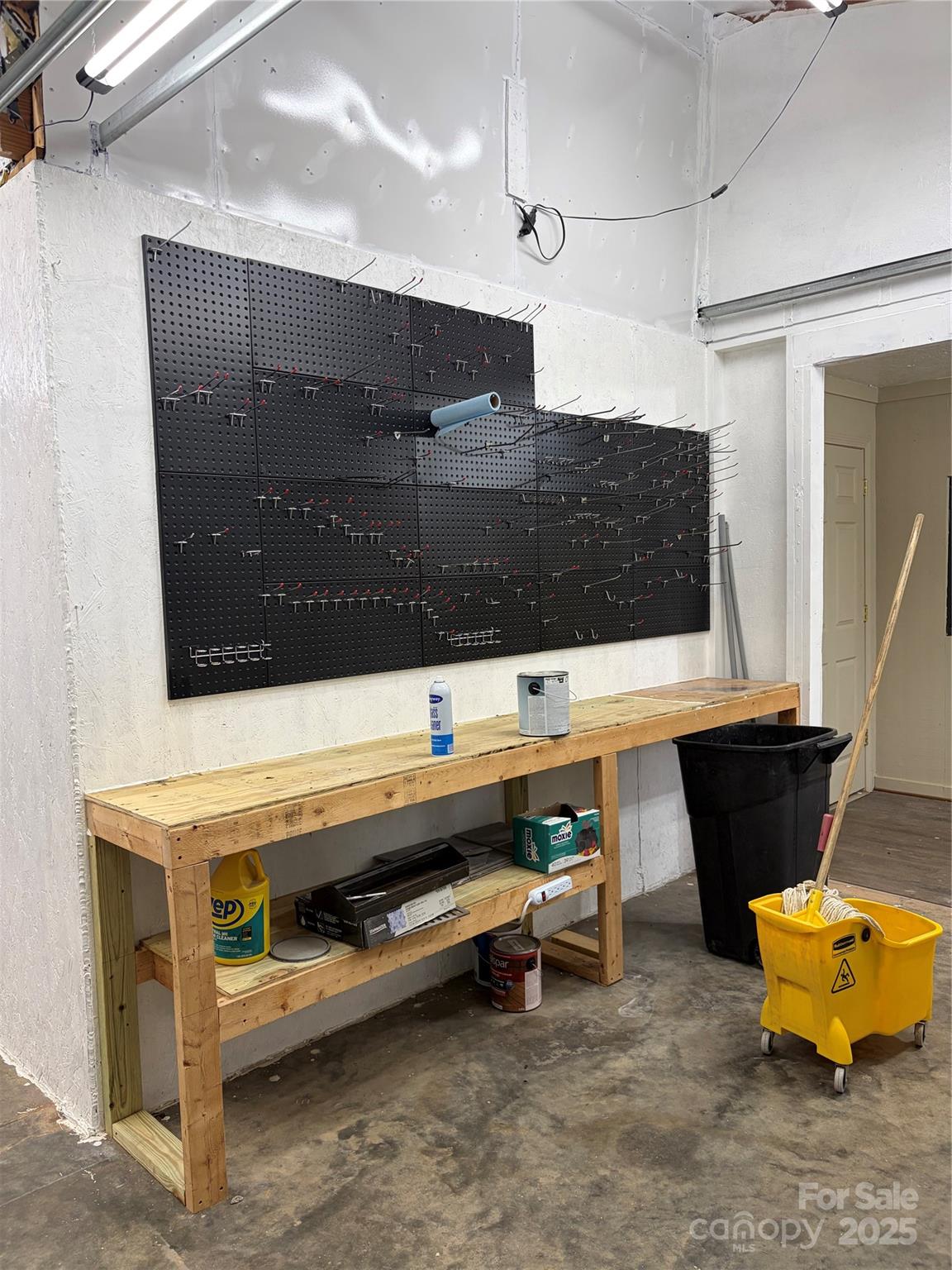 825 Maple Creek Road