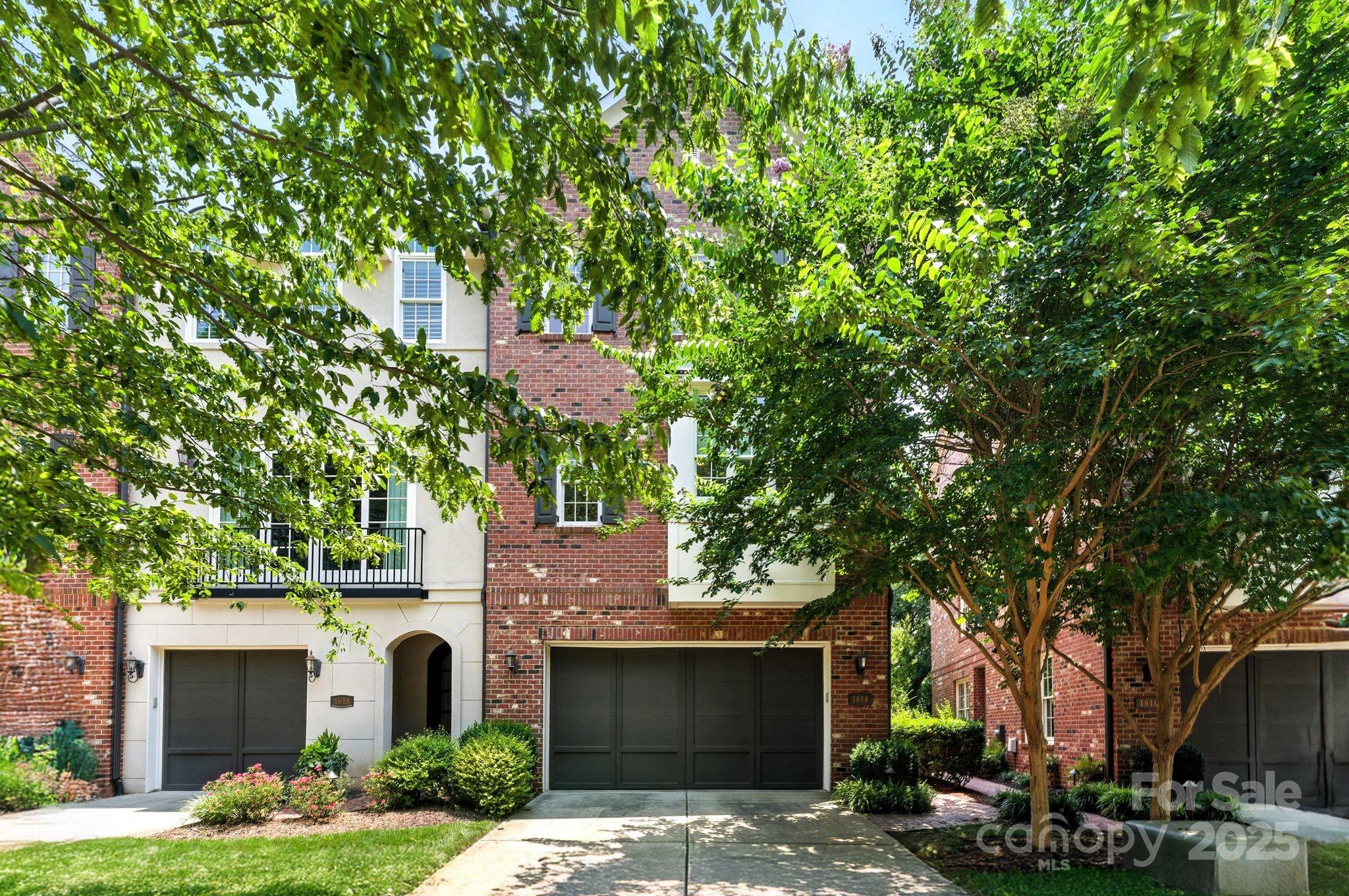 1614 Lombardy Circle