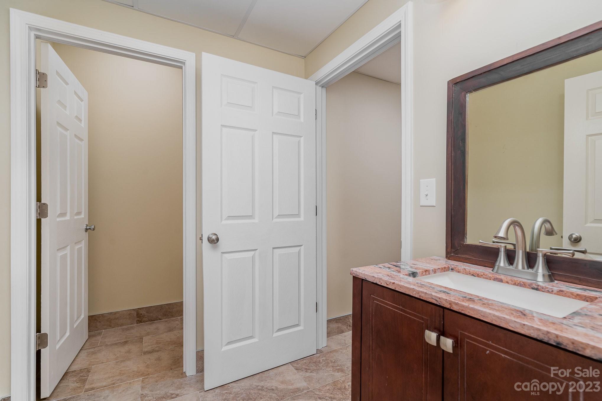 Carolina Coves - Residential