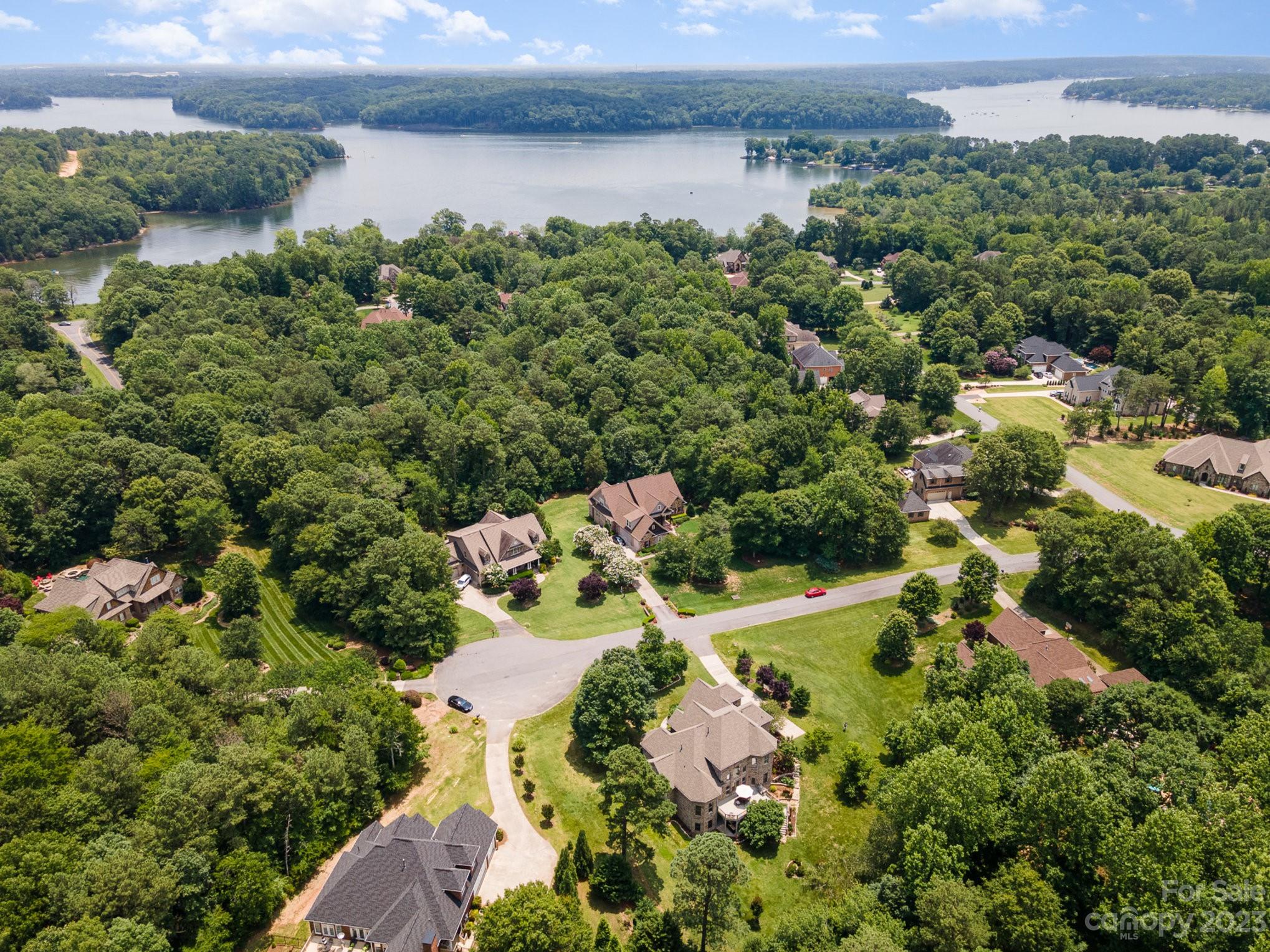 Carolina Coves - Residential