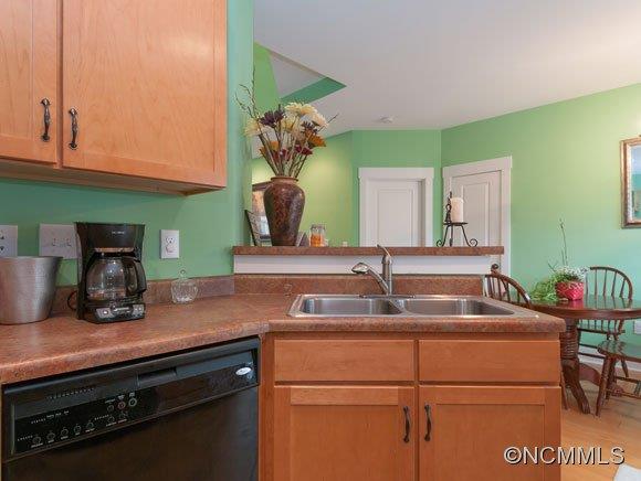 Byrd Road Townhomes - Residential