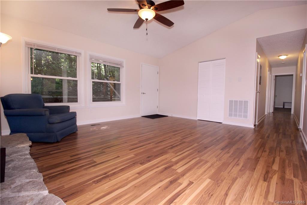 Knob Creek - Residential