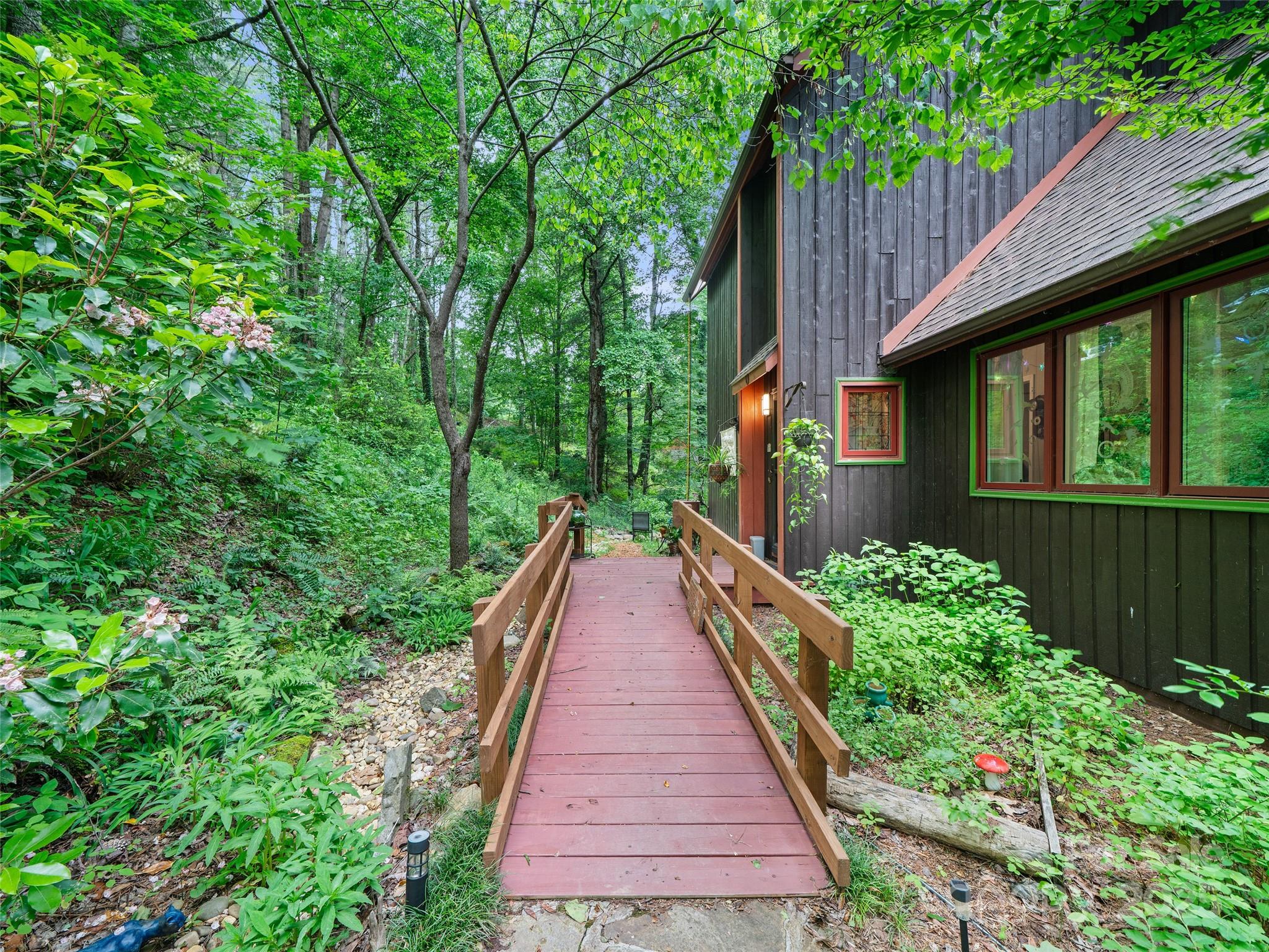278 Mount View Drive