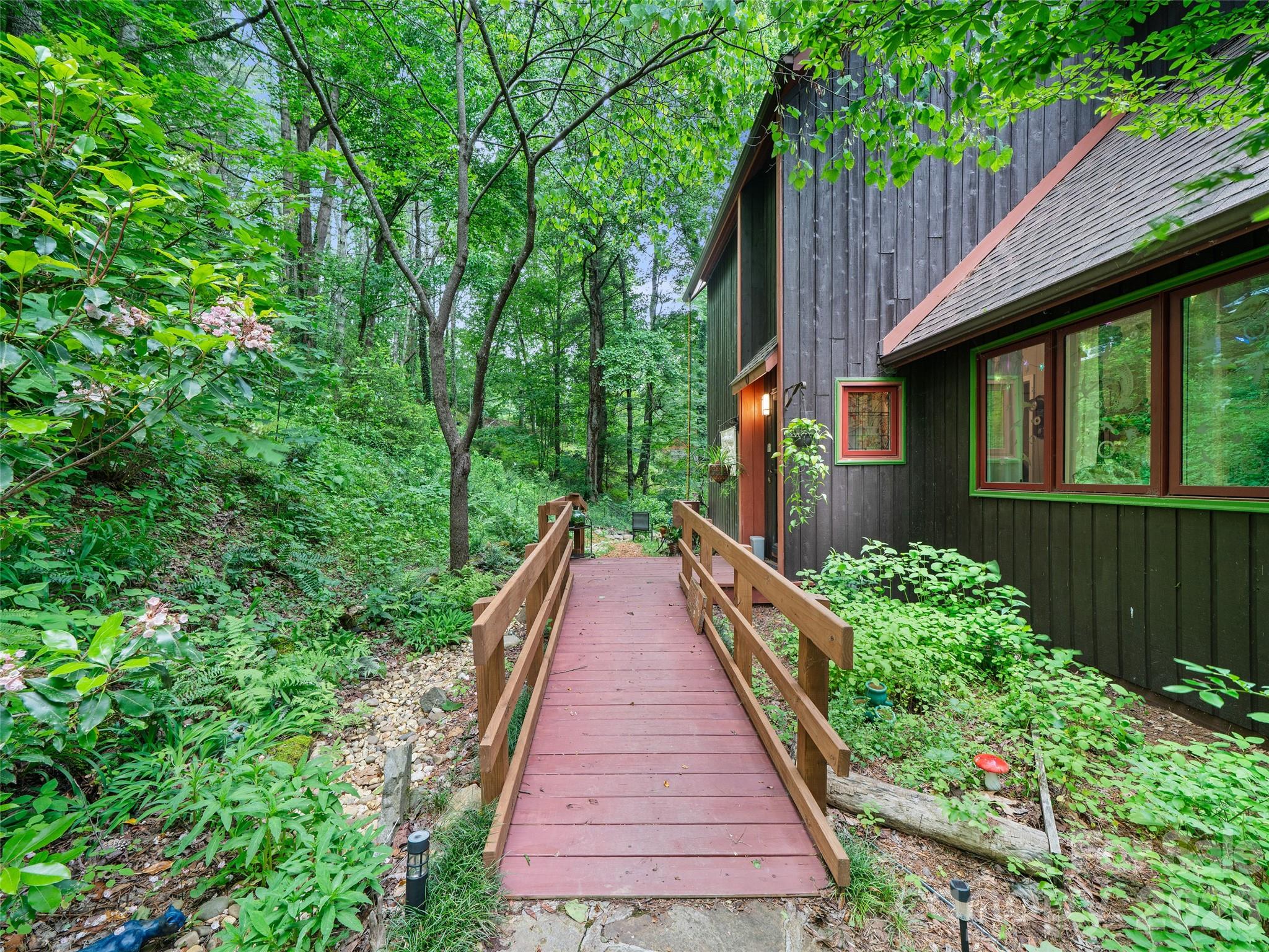 278 Mount View Drive