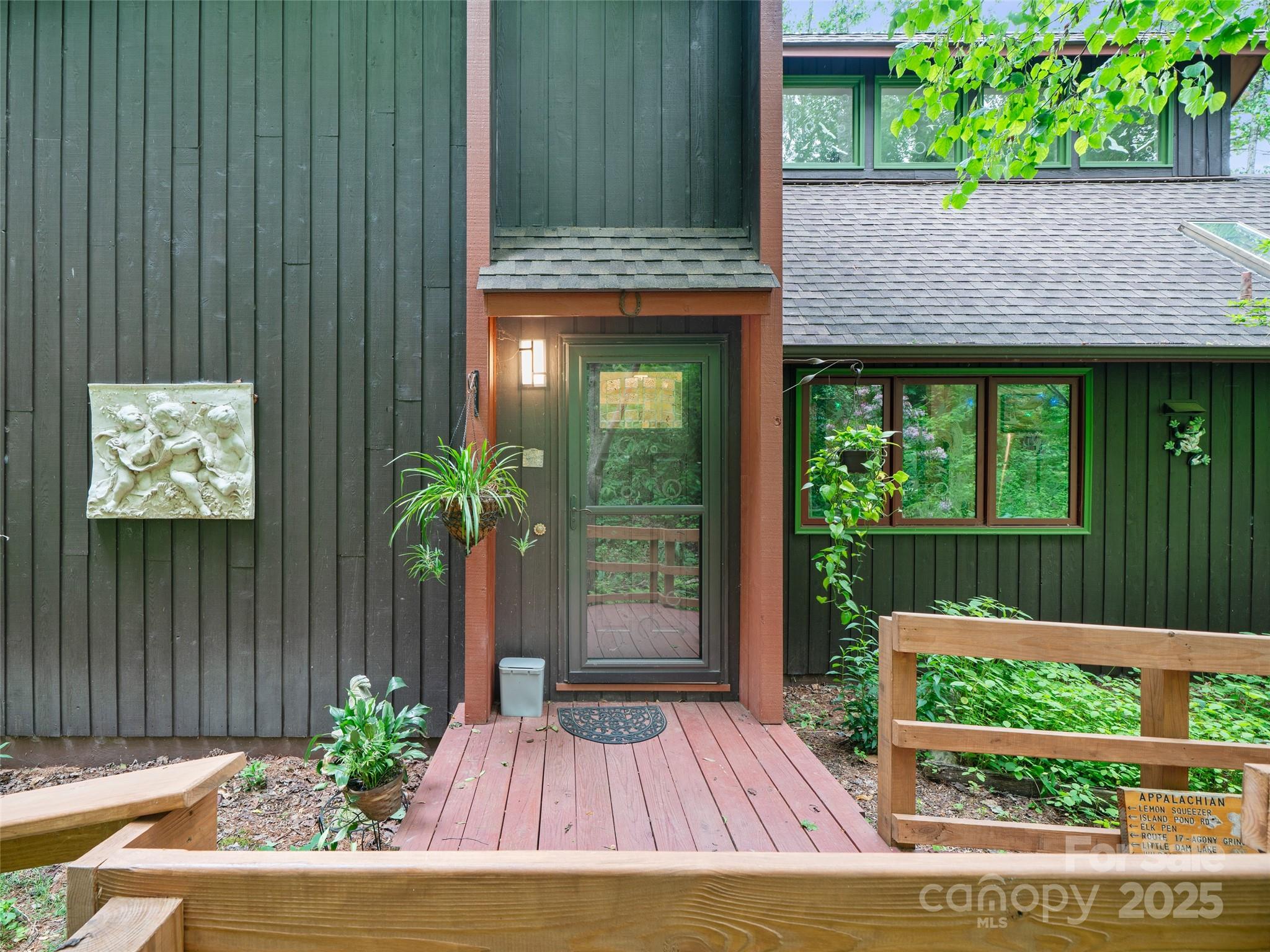 278 Mount View Drive