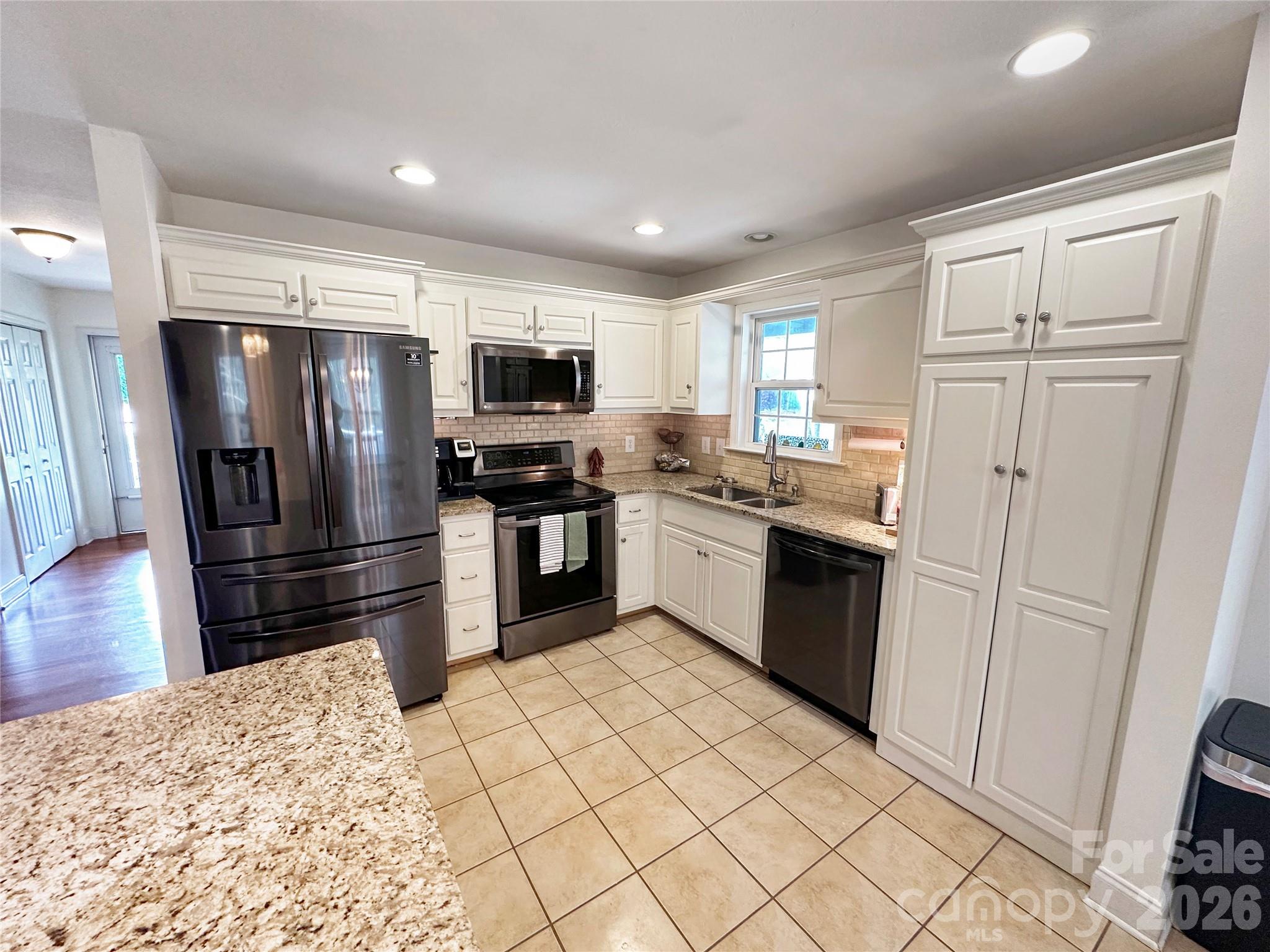 Crystal Falls - Residential