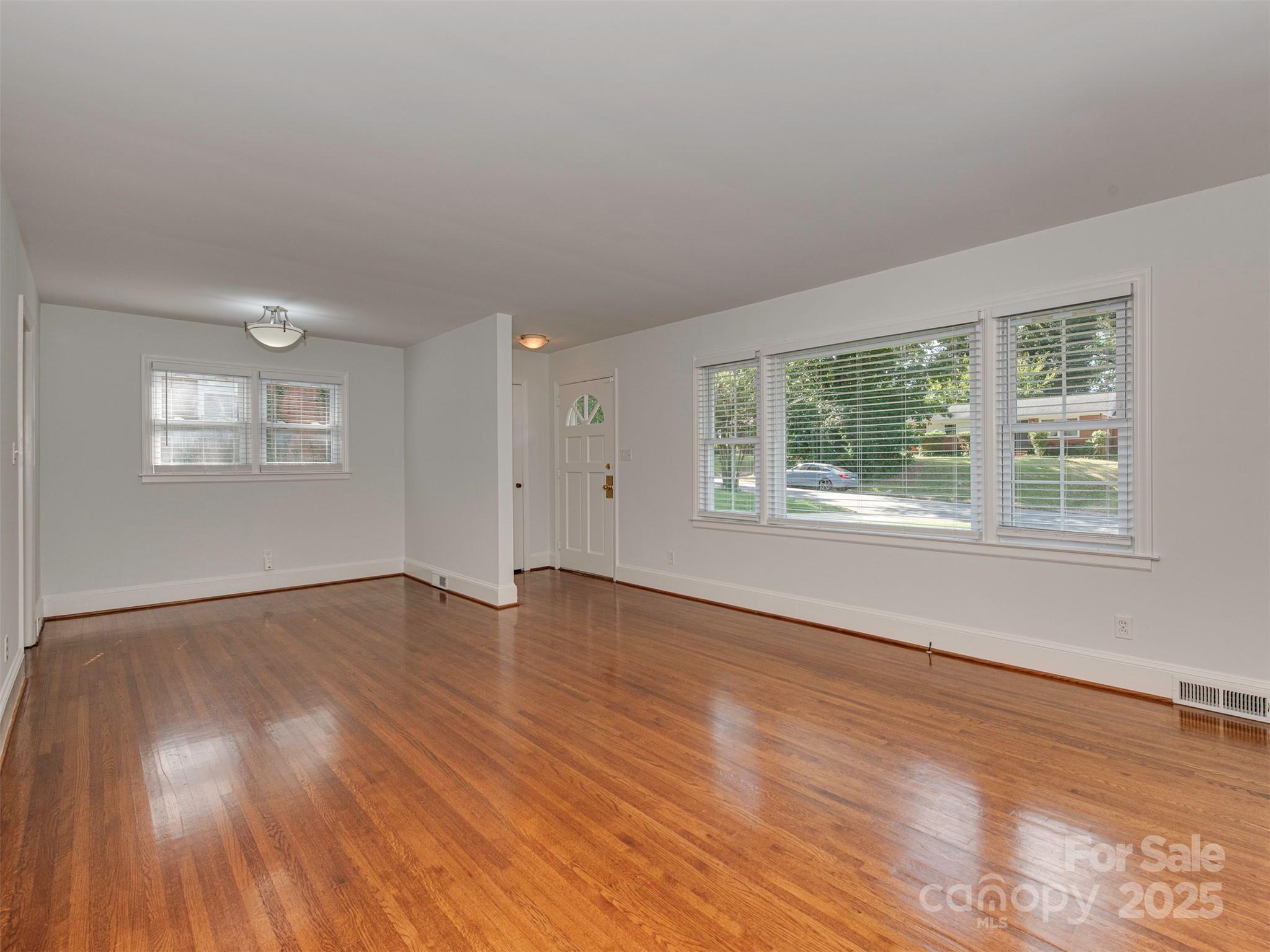2209 Markham Court