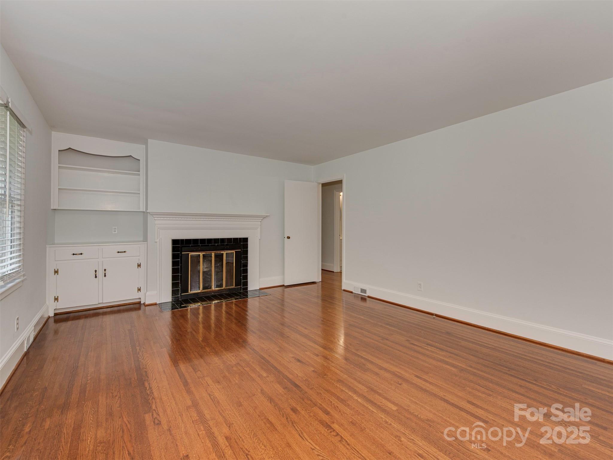 2209 Markham Court