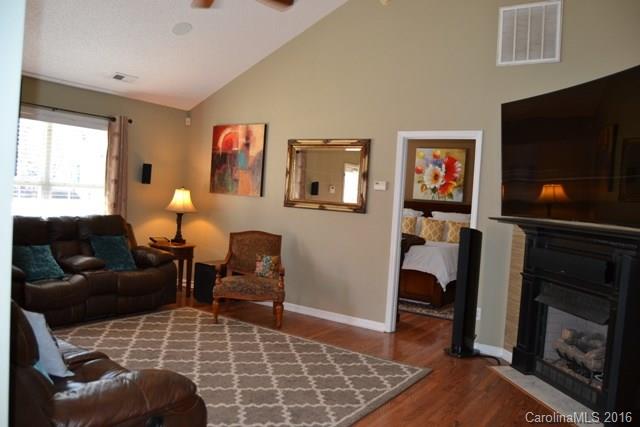 Lakeside - Residential