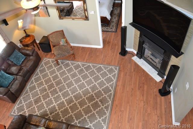 Lakeside - Residential