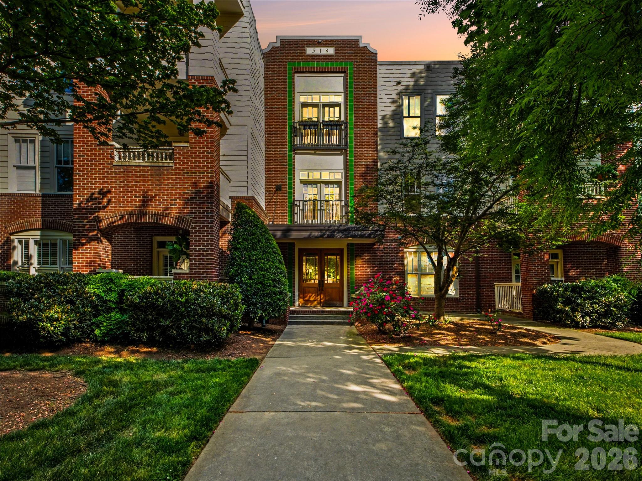 Elizabeth Place - Residential