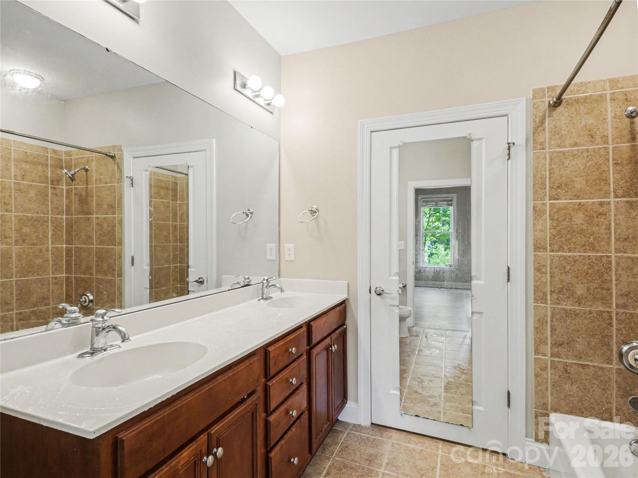 Elizabeth Place - Residential