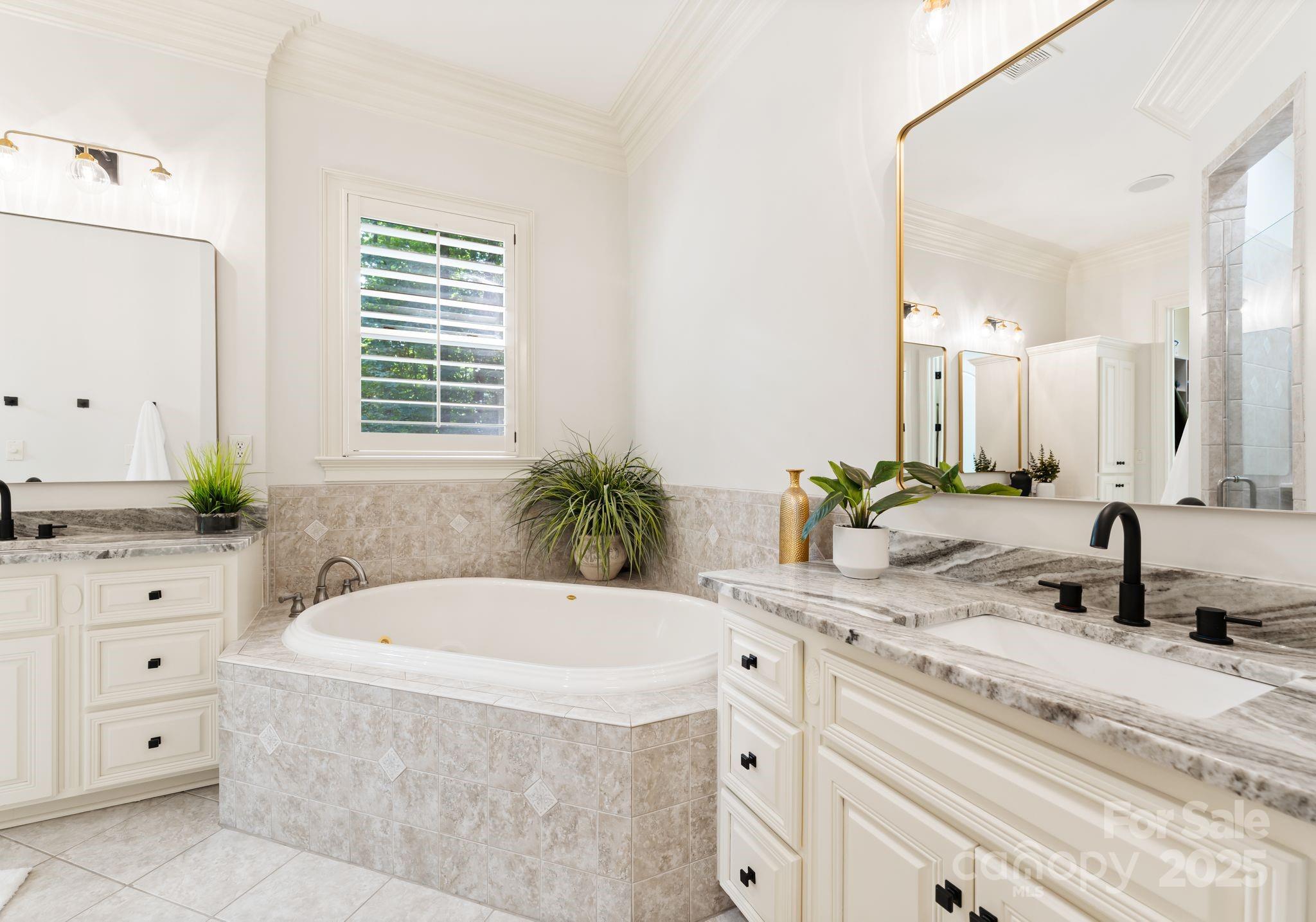 Williamsburg - Residential