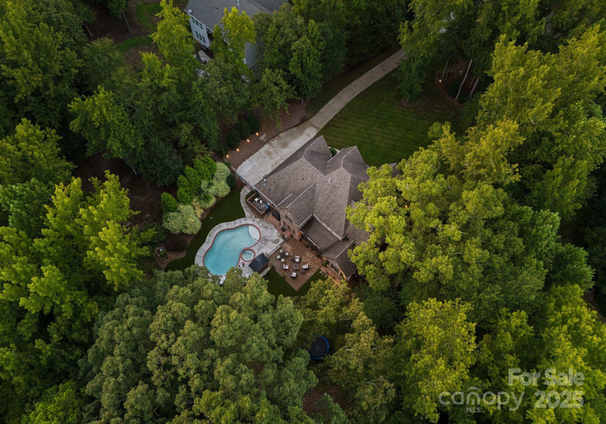 Williamsburg - Residential