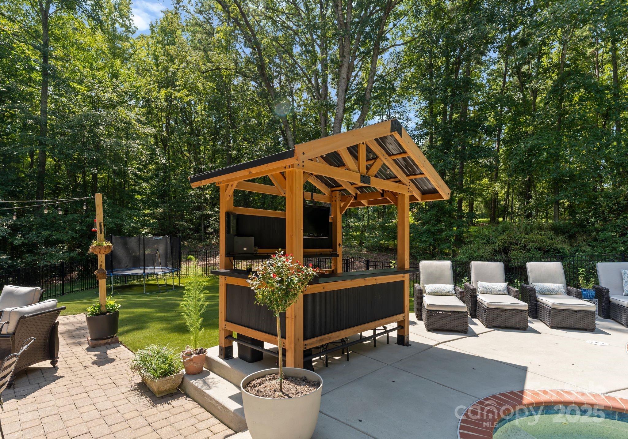 Williamsburg - Residential