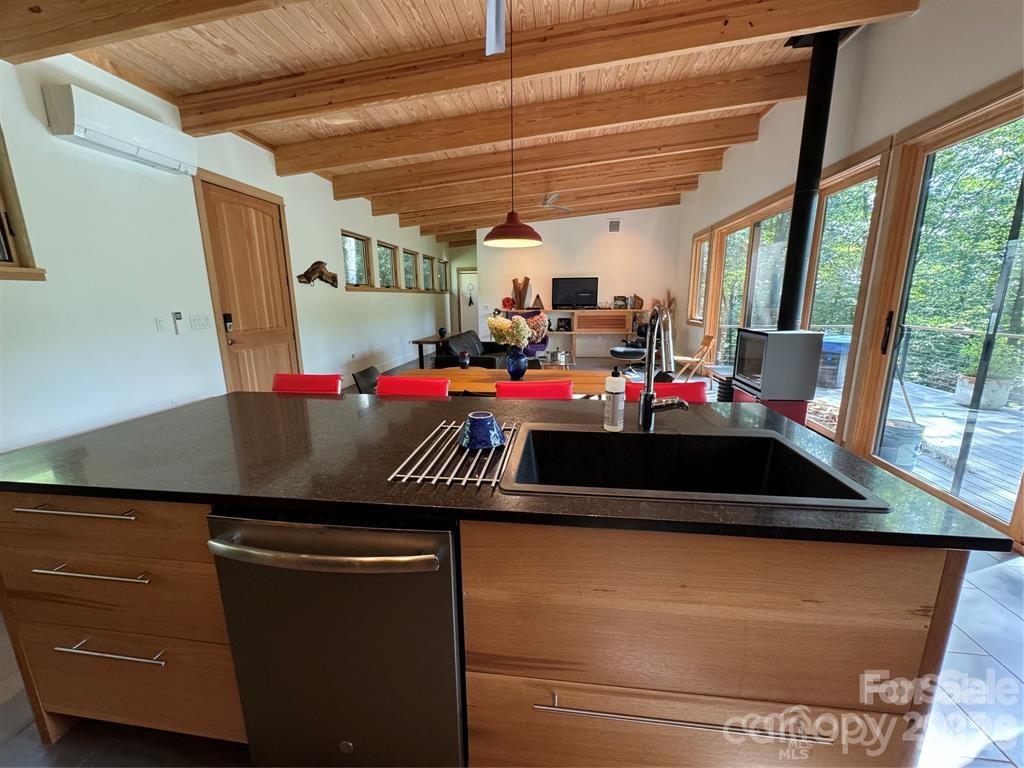 River Run at Mount Mitchell - Residential