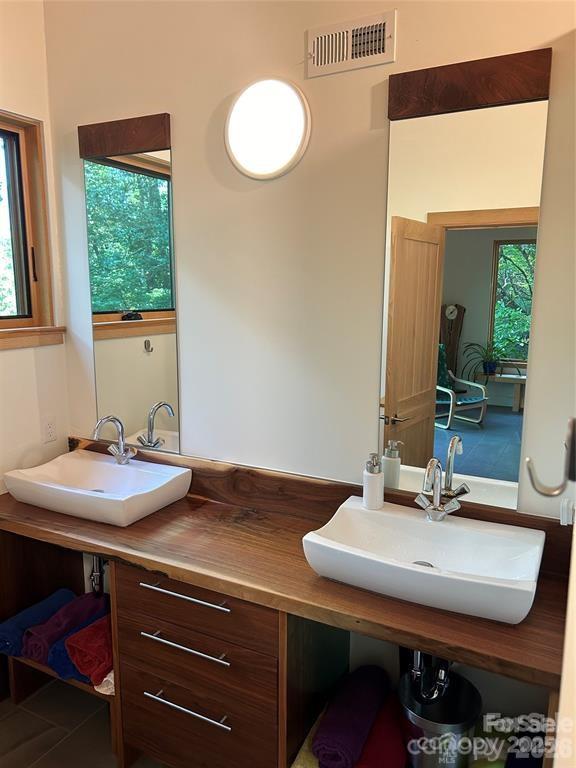 River Run at Mount Mitchell - Residential