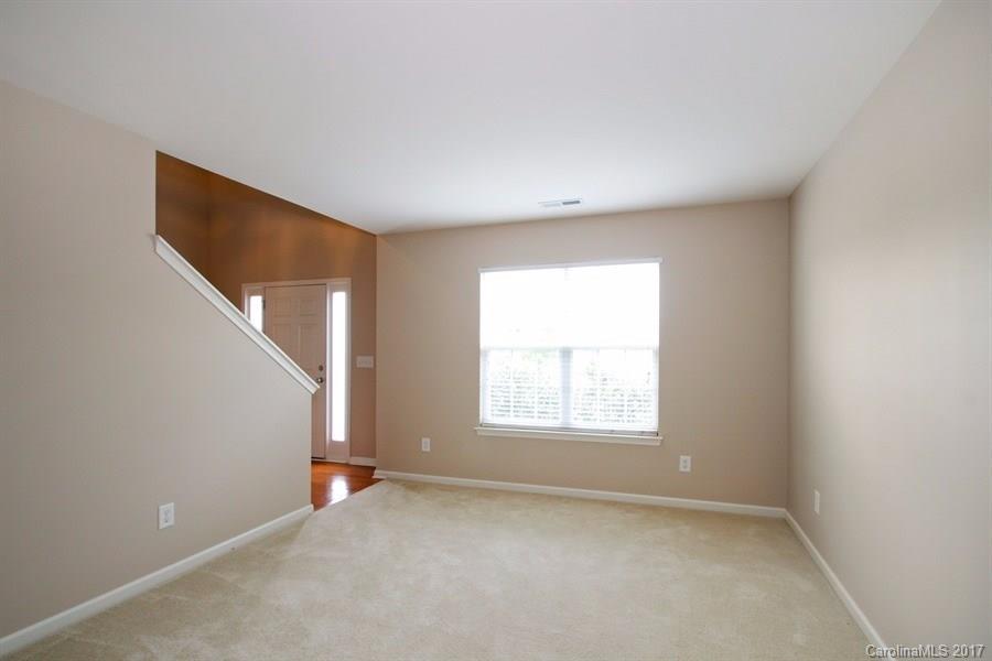Lexington Commons - Residential Lease