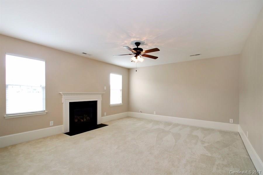 Lexington Commons - Residential Lease