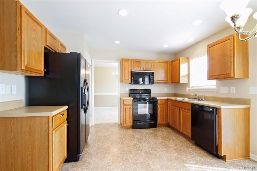 Lexington Commons - Residential Lease