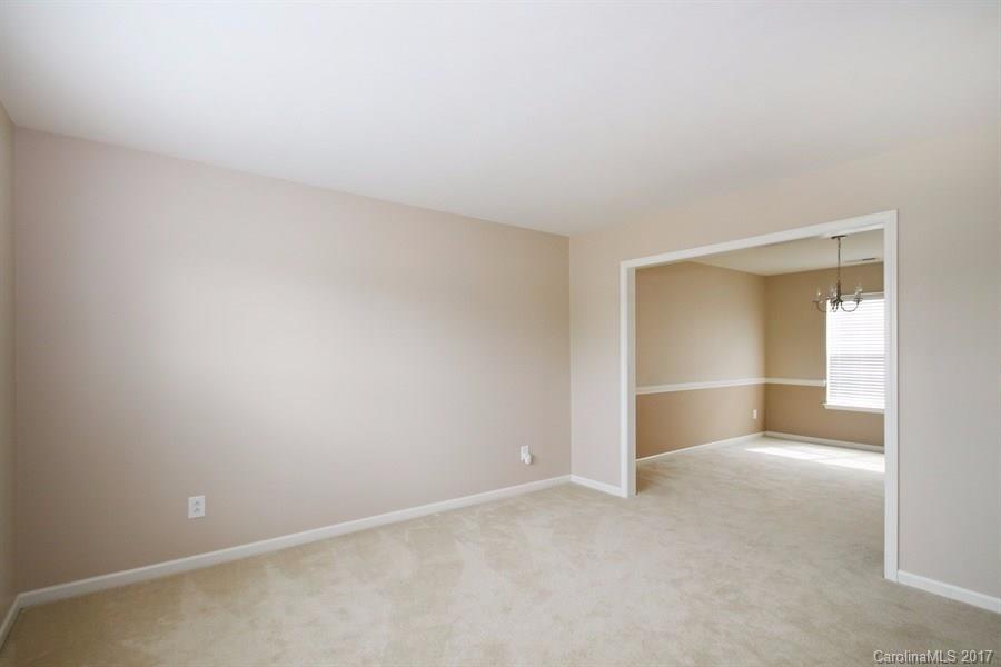 Lexington Commons - Residential Lease