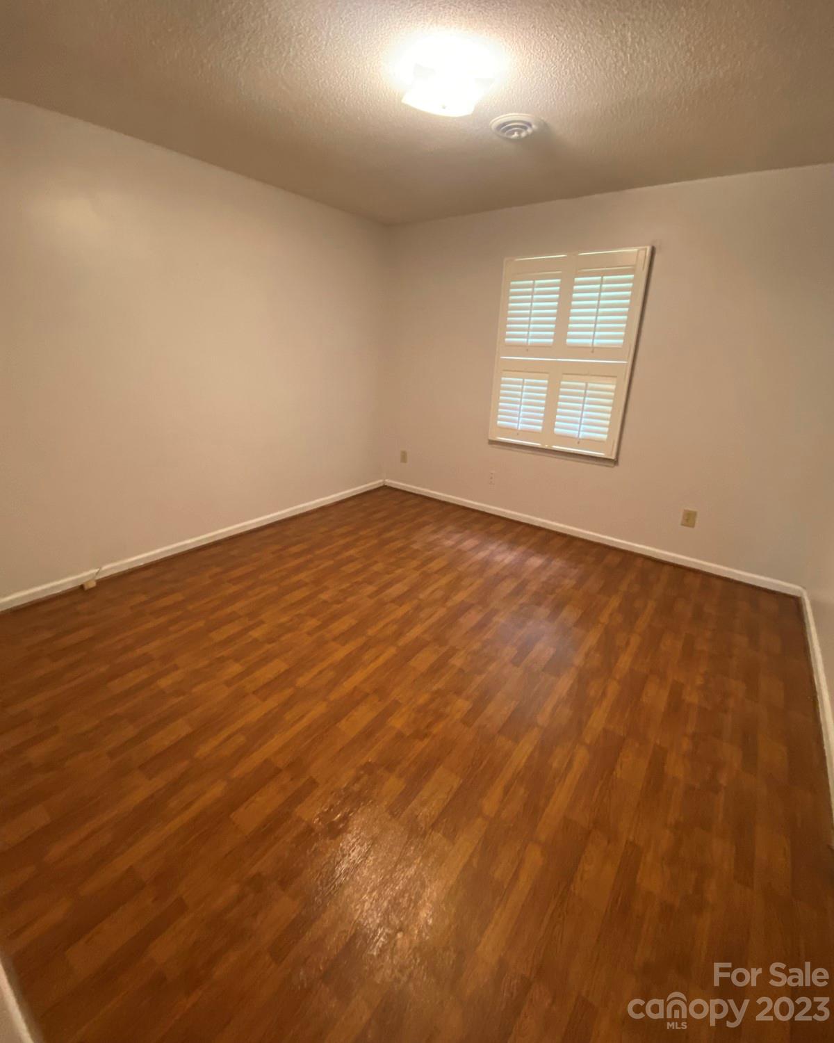 Parkwood Villas - Residential