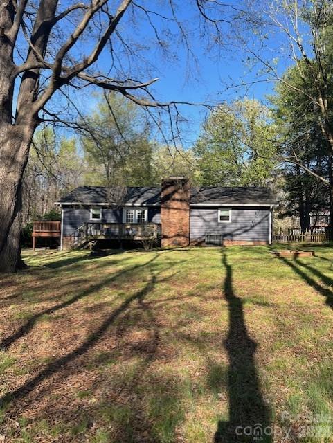 692 Radcliff Place NW