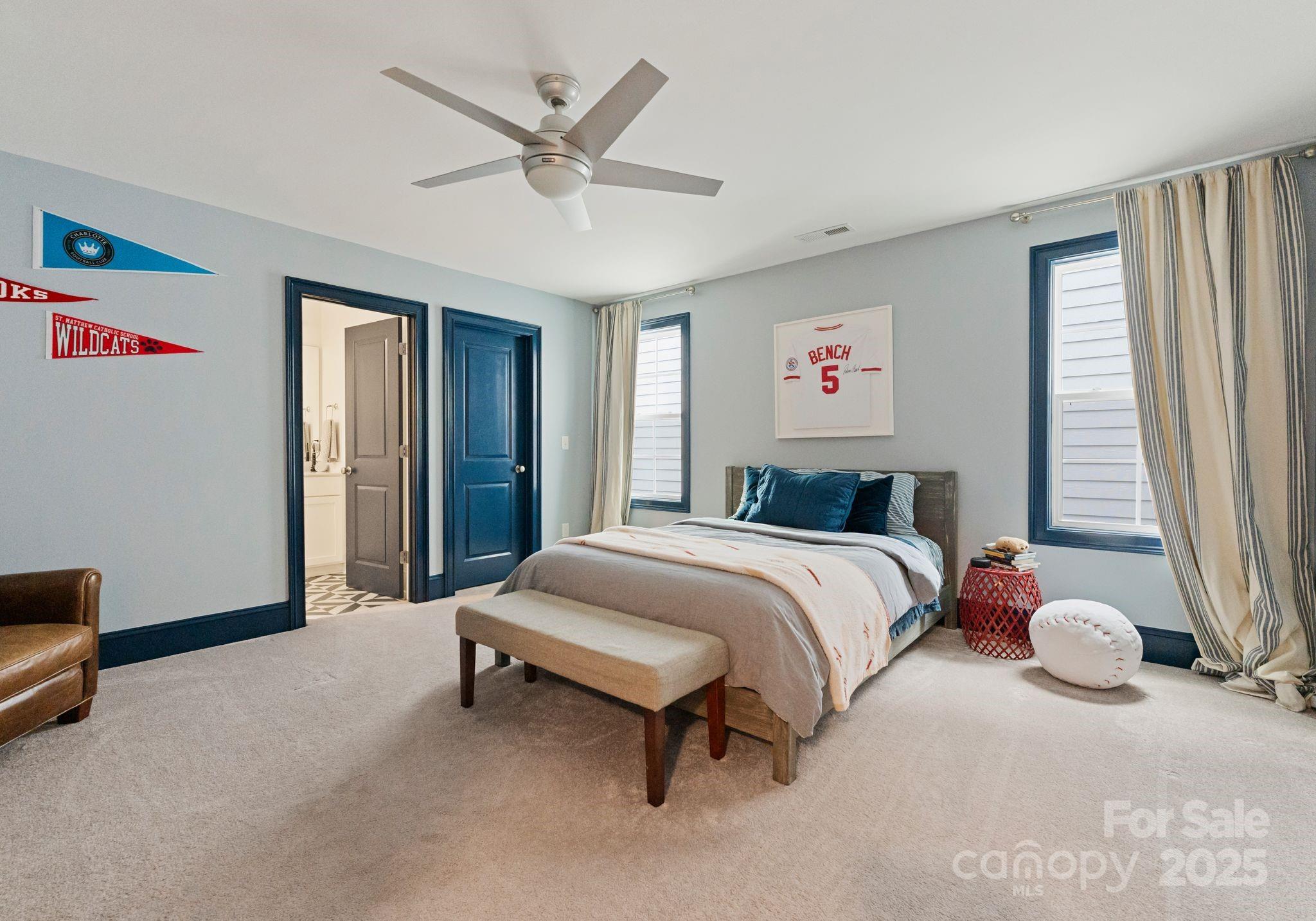 Oxford Manor - Residential