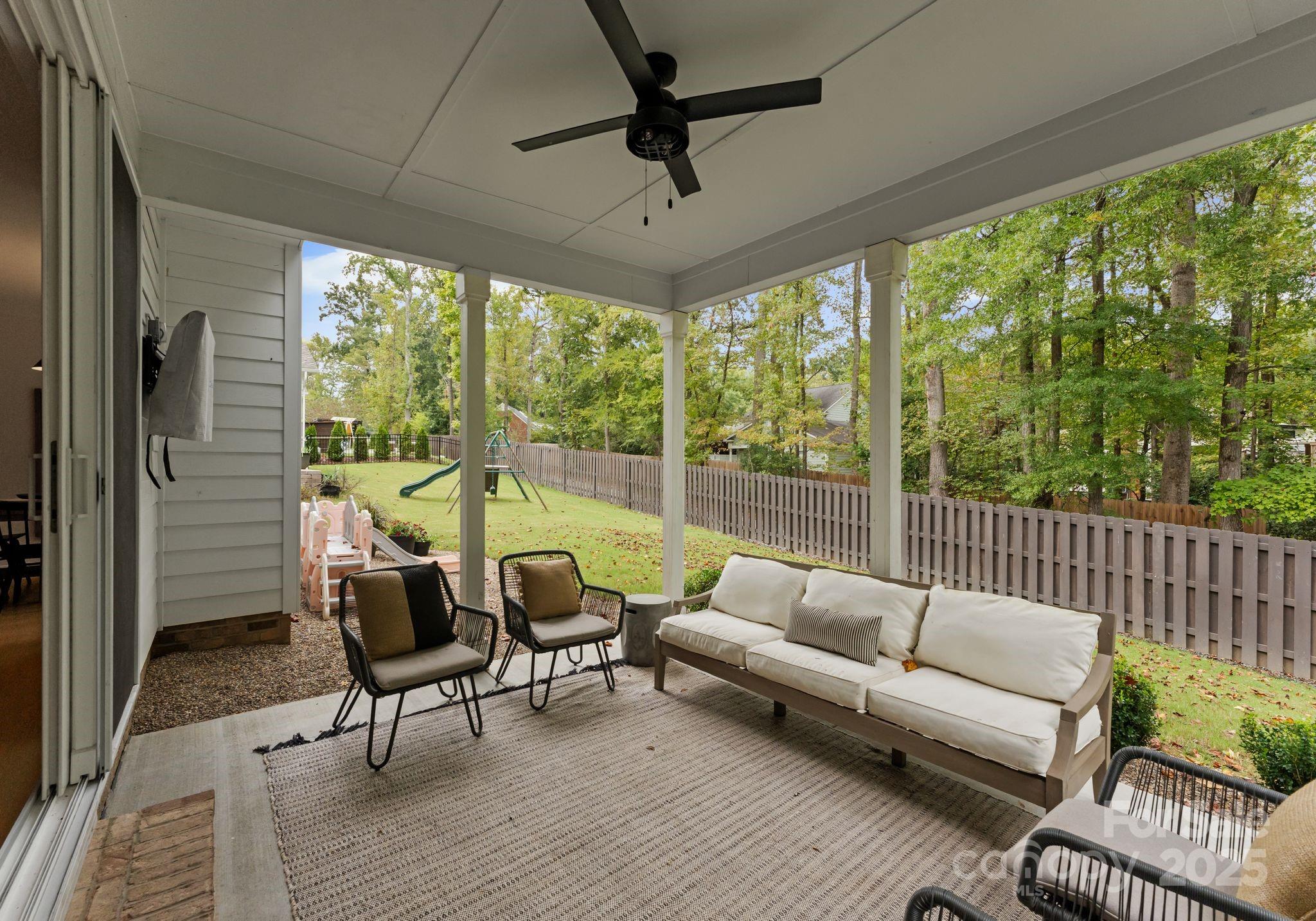 Oxford Manor - Residential