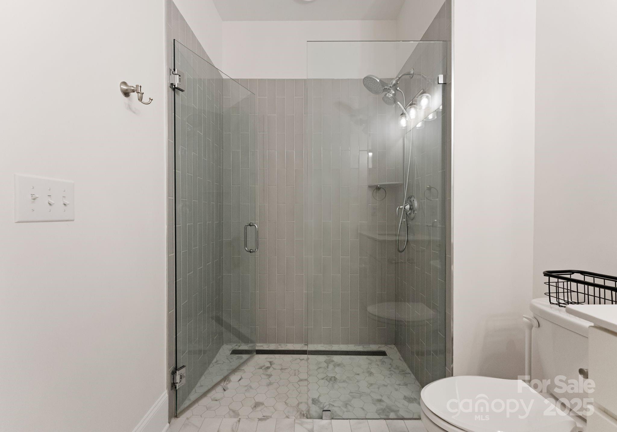 Oxford Manor - Residential