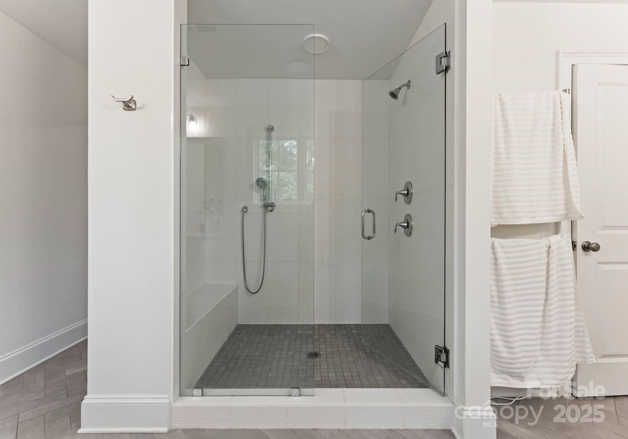 Oxford Manor - Residential