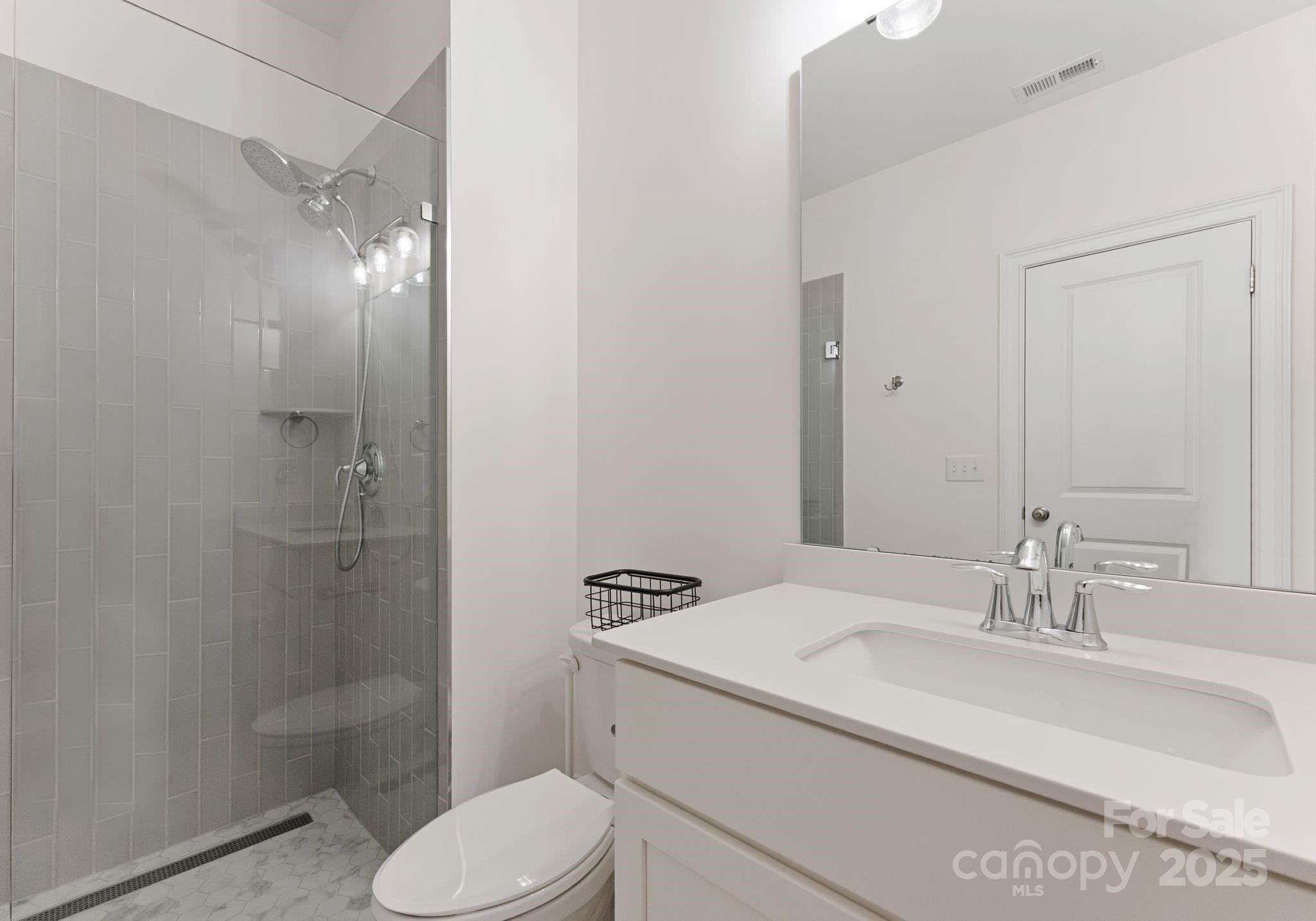 Oxford Manor - Residential