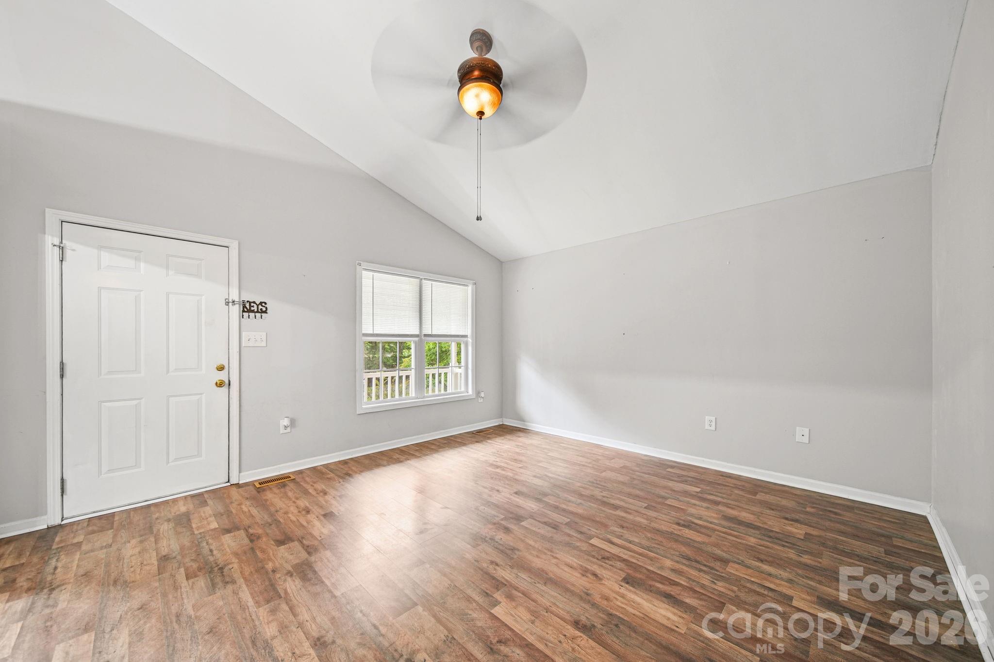 147 Island Terrace Road