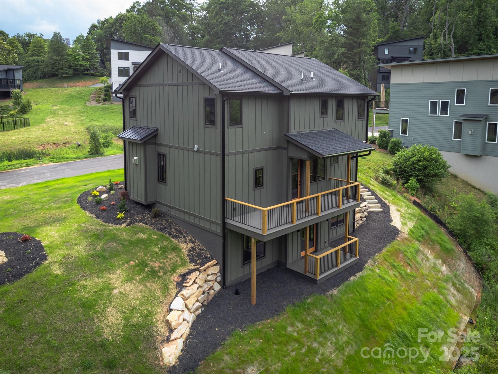 117 Rough Bark Trail