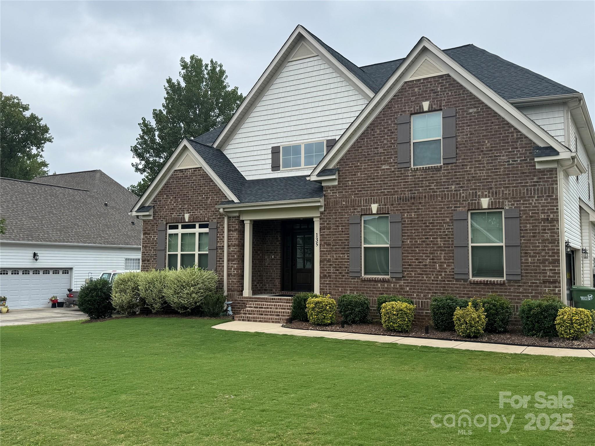 135 Coral Rutledge Drive 37