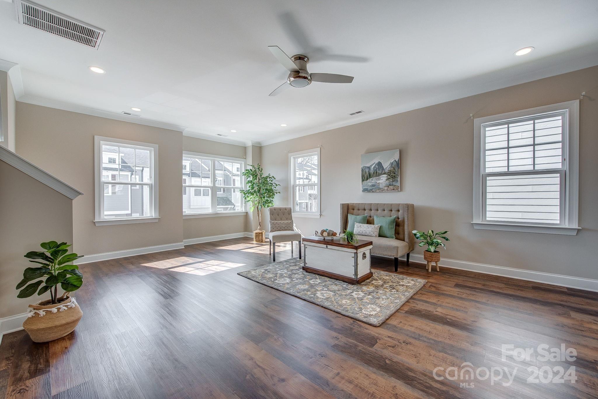 Belmont Crossing - Residential