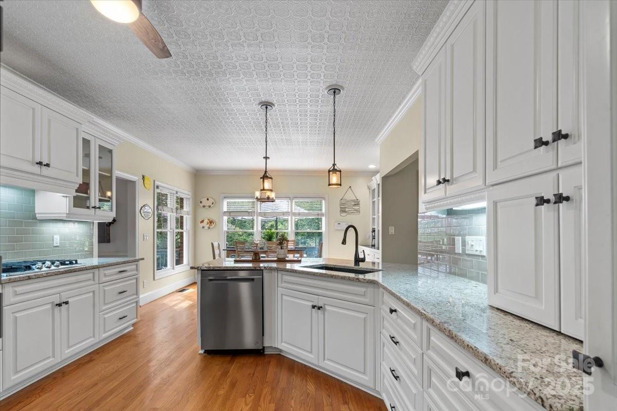 Clifflure Estates - Residential