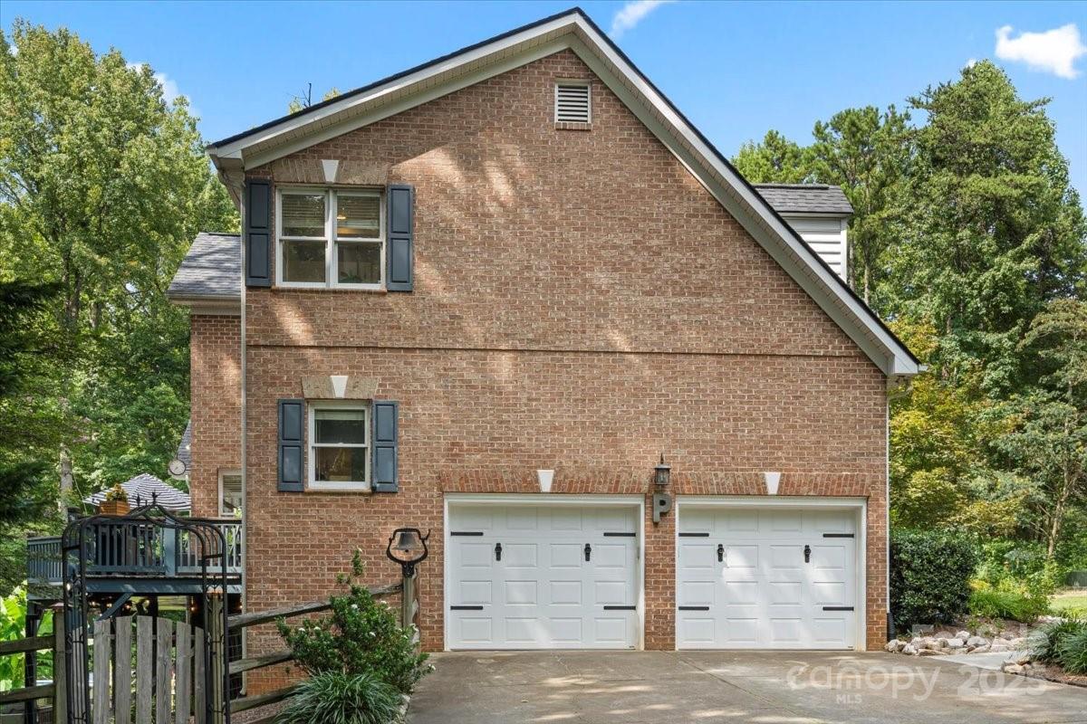 Clifflure Estates - Residential