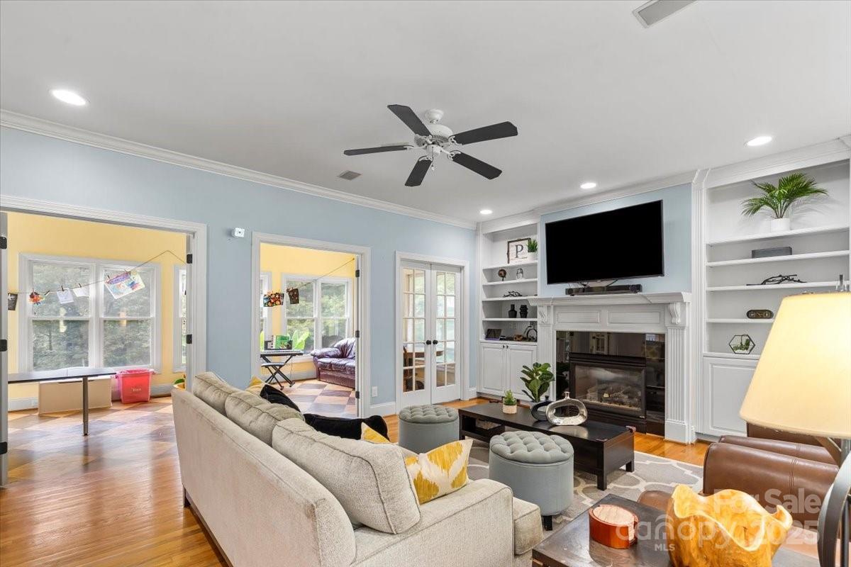 Clifflure Estates - Residential