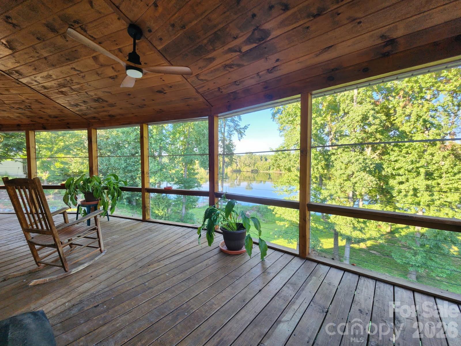 6034 Lookout Heights Drive