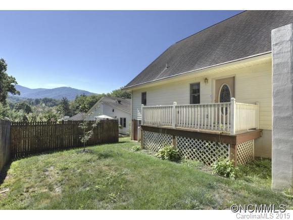 Town And Country Townhouses - Residential