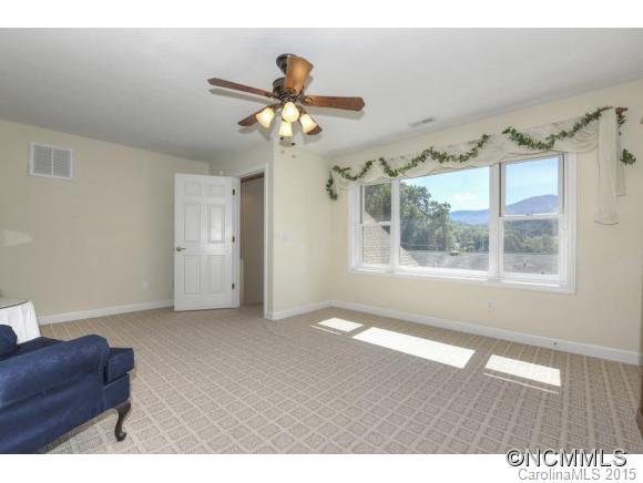 Town And Country Townhouses - Residential