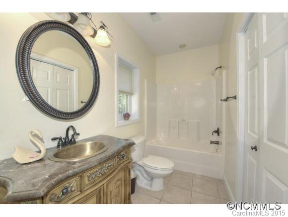 Town And Country Townhouses - Residential