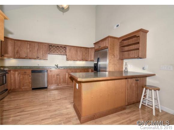 Town And Country Townhouses - Residential