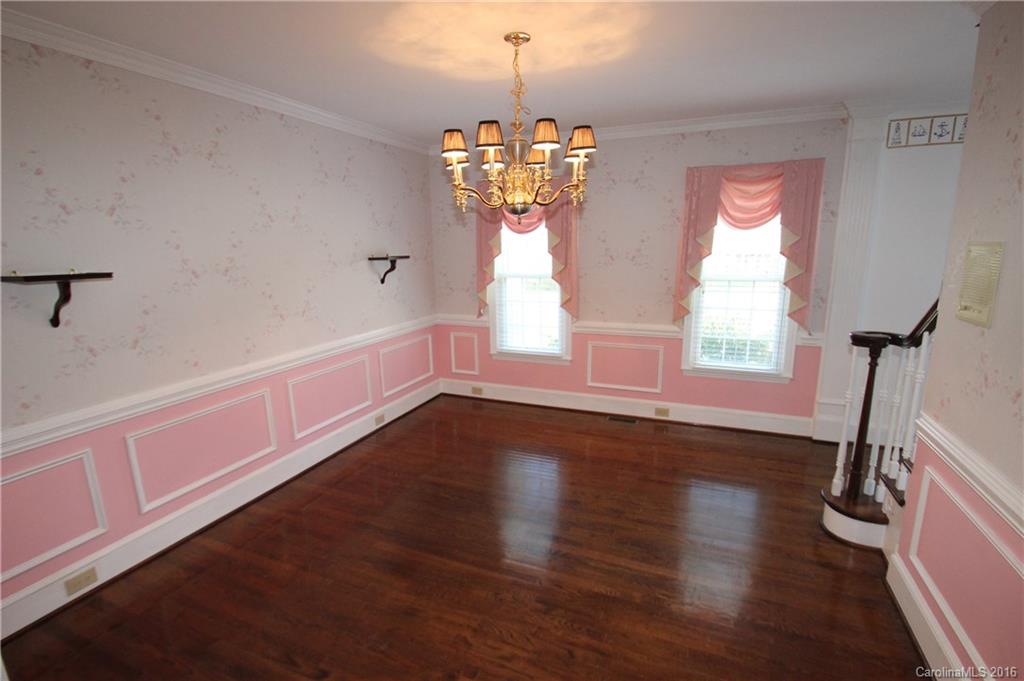 Carolando - Residential