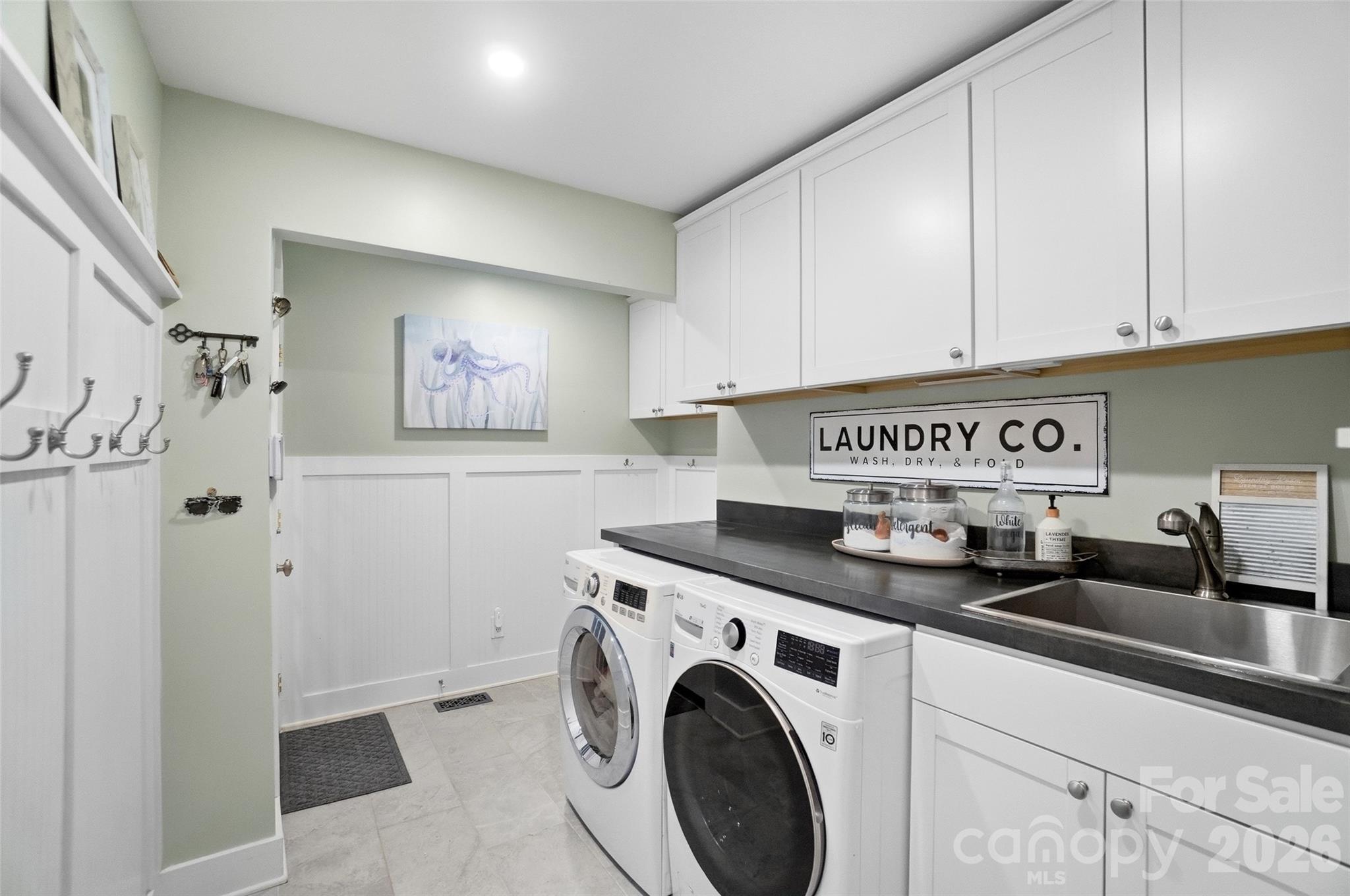 Crown Harbor - Residential