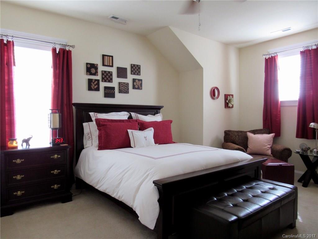 The Park At Oaklawn - Residential